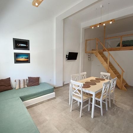 Tinos Youth Apartment Extérieur photo